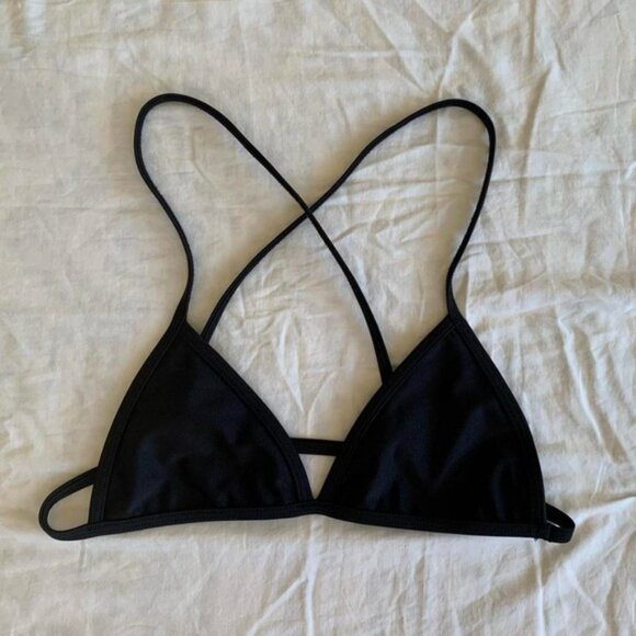 Dippin’ Daisy’s Black Bikini 2-Piece Set - Picture 2 of 8